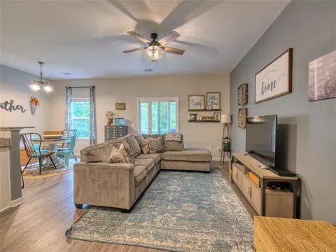 142 Heritage Place Dr, Pendleton, SC 29670 photo 8