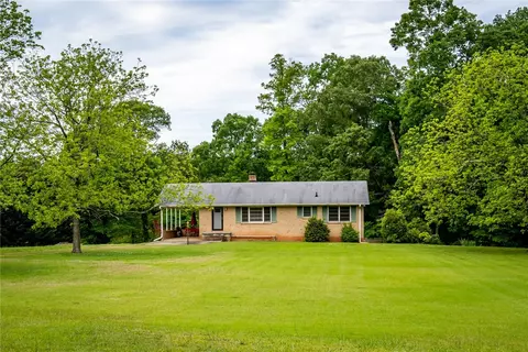 1205 Welcome Rd, Williamston, SC 29697 photo 1