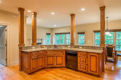 110 Barfield Dr, Easley, SC 29642 photo 8