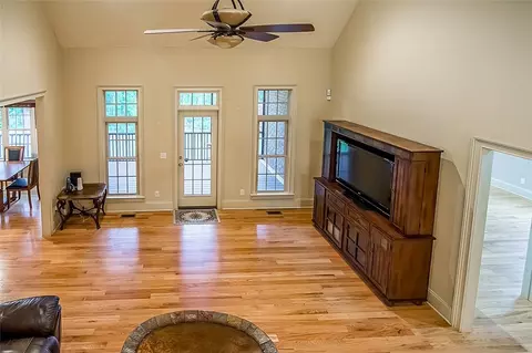 110 Barfield Dr, Easley, SC 29642 photo 6