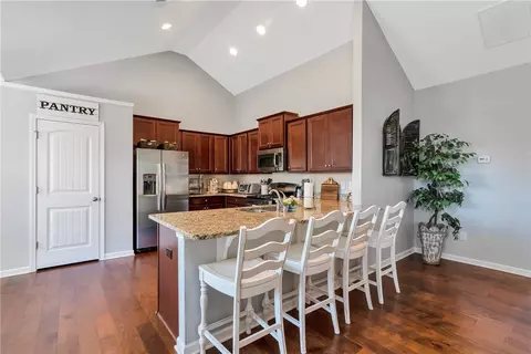 311 Reading Ct, Easley, SC 29642 photo 9