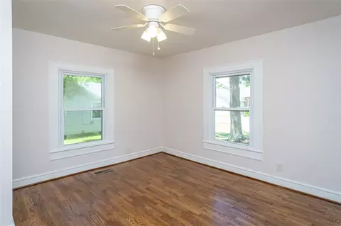 111 Robinson Ave, Easley, SC 29640 photo 4