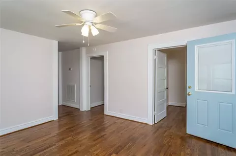111 Robinson Ave, Easley, SC 29640 photo 3