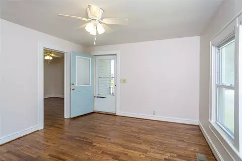 111 Robinson Ave, Easley, SC 29640 photo 6