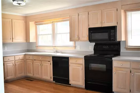 4 Dendy St, Pelzer, SC 29669 photo 47
