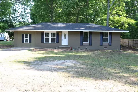 110 Linda Ln, Honea Path, SC 29654 photo 1