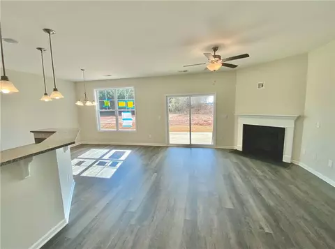 320 Phillips Dr, Pendleton, SC 29670 photo 6