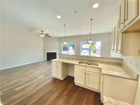 318 Phillips Dr, Pendleton, SC 29670 photo 13