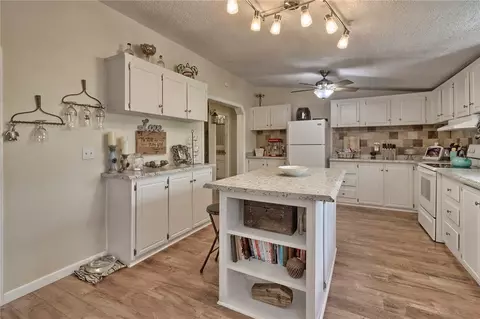 131 View Point Rd, Pickens, SC 29671 photo 3
