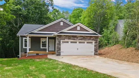 110 Dana Lynn Ln, Pendleton, SC 29670 photo 2