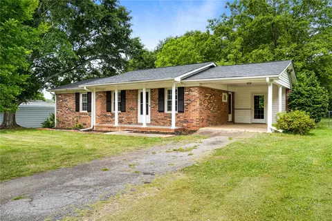 112 Greenfield Ave, Pendleton, SC 29670 photo 2