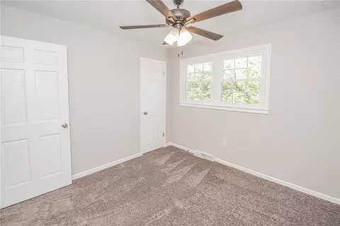 100 Heaton Cir, Easley, SC 29640 photo 22