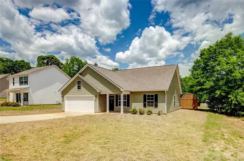 205 Grant St, Easley, SC 29640 photo 3