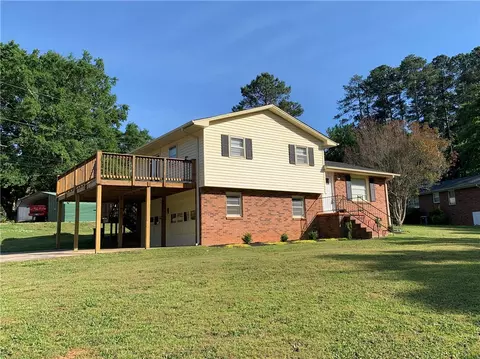6 Pinecrest Dr, Williamston, SC 29697 photo 1