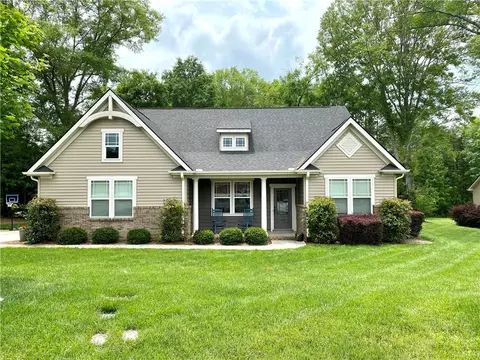 310 Azalea Dr, Clemson, SC 29631 photo 1