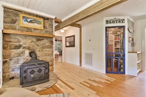 111 Loop Rd, Walhalla, SC 29691 photo 11