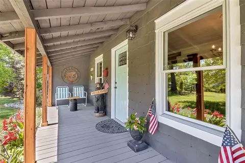 111 Loop Rd, Walhalla, SC 29691 photo 2
