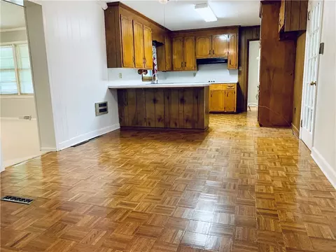 511 Central St, Iva, SC 29655 photo 5