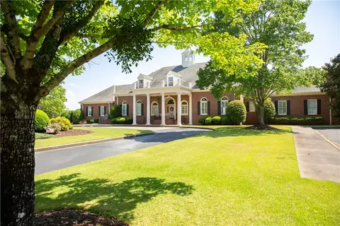 1905 Cross Creek Dr, Seneca, SC 29678 photo 9