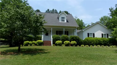1213 Old Mill Rd, Easley, SC 29642 photo 2