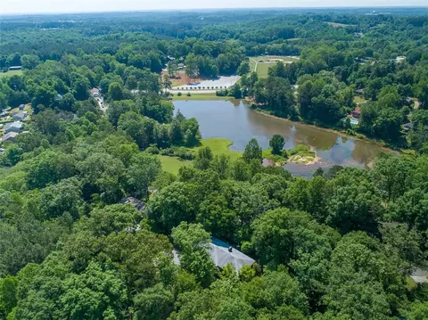227 Lakeside Dr, Walhalla, SC 29691 photo 15