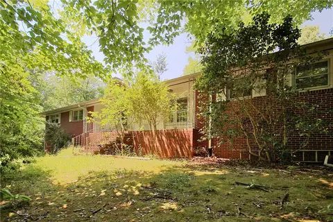 227 Lakeside Dr, Walhalla, SC 29691 photo 5