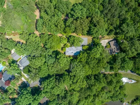 227 Lakeside Dr, Walhalla, SC 29691 photo 18