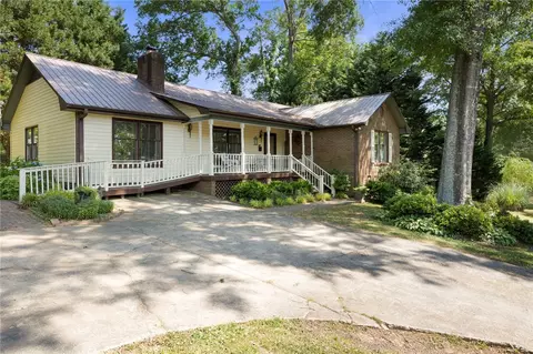 322 Micasa Dr, Pendleton, SC 29670 photo 2
