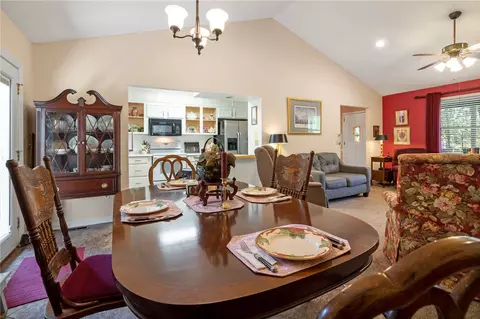 322 Micasa Dr, Pendleton, SC 29670 photo 9