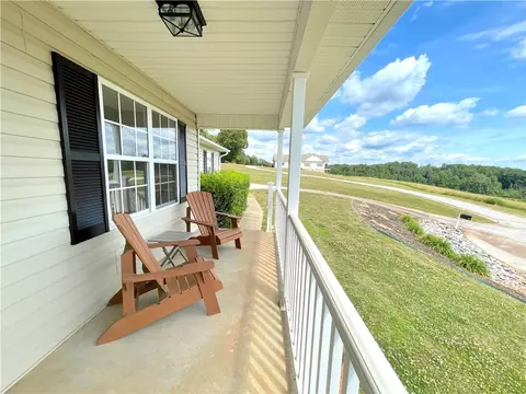 117 Sky View Dr, Walhalla, SC 29691 photo 4