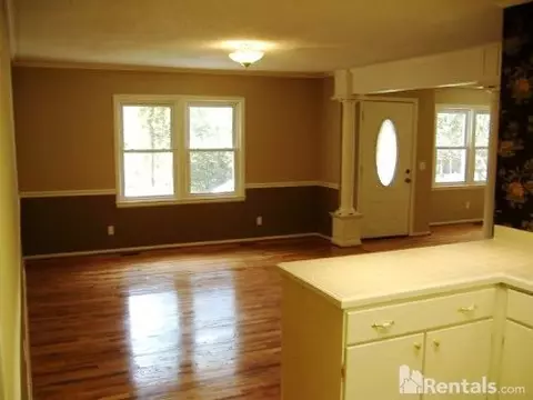 223 Clarke Stream Dr, Anderson, SC 29621 photo 2