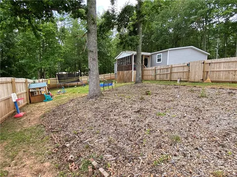 106 Gary Ct, Easley, SC 29640 photo 2
