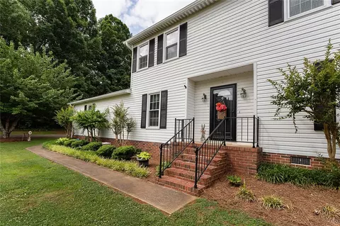 803 Cely Rd, Easley, SC 29642 photo 17