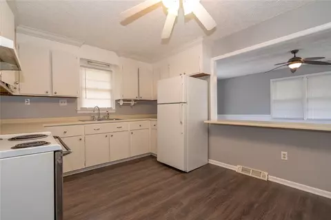 202 Evergreen St, Easley, SC 29642 photo 8
