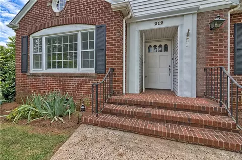 212 Pendleton St, Pickens, SC 29671 photo 3