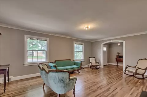 212 Pendleton St, Pickens, SC 29671 photo 9