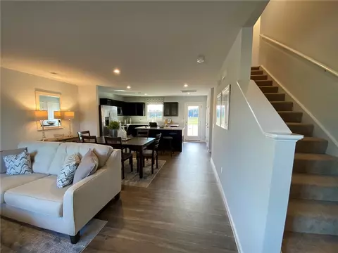 181 Queens Mill Ct, Pendleton, SC 29670 photo 2