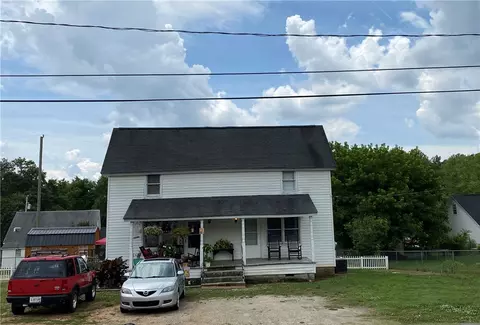 31 Lyman St, Pelzer, SC 29669 photo 1