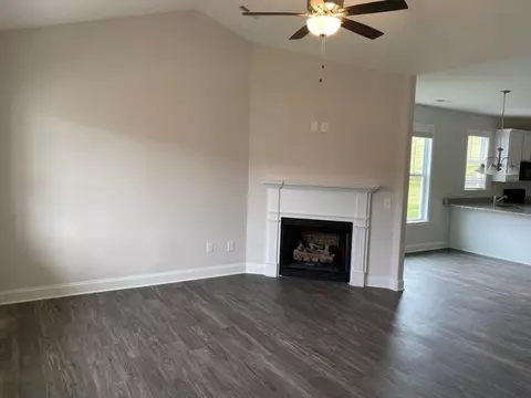 132 Capslock Trl, Pendleton, SC 29670 photo 2
