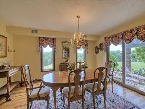 303 Arrowhead Trl, Easley, SC 29642 photo 9