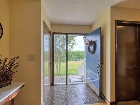 303 Arrowhead Trl, Easley, SC 29642 photo 7