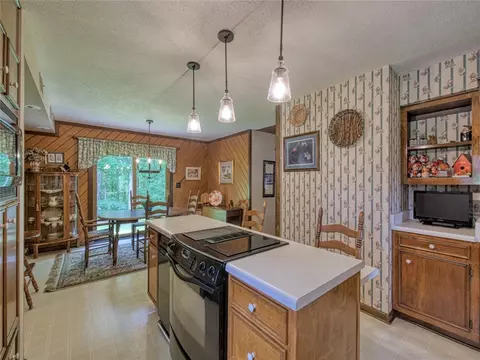 303 Arrowhead Trl, Easley, SC 29642 photo 17