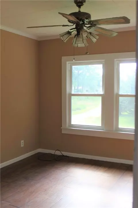 809 W Main St, Pickens, SC 29671 photo 11