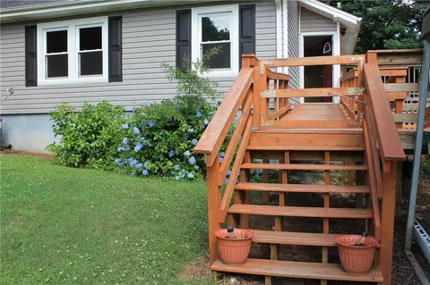 809 W Main St, Pickens, SC 29671 photo 14