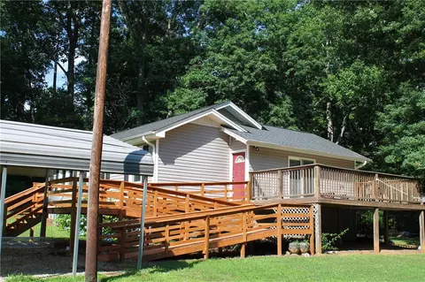 809 W Main St, Pickens, SC 29671 photo 3
