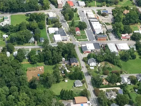 143 Old Compton St, Pendleton, SC 29670 photo 9