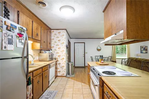 124 Davidson Dr, Easley, SC 29642 photo 12
