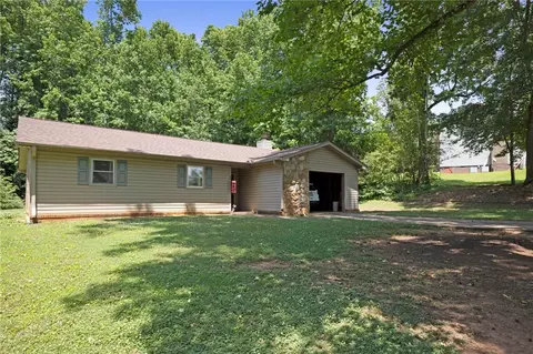 124 Davidson Dr, Easley, SC 29642 photo 1