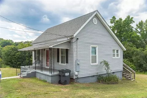2 Fuller St, Pelzer, SC 29669 photo 2