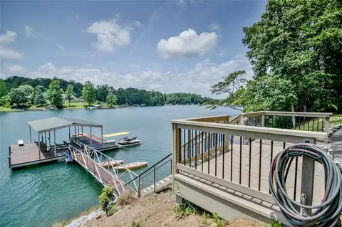 313 Harbor Dr, Seneca, SC 29672 photo 3